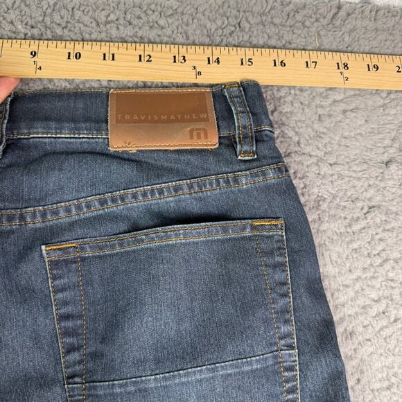 Travis Mathew Legacy Featherweight Jeans Mens 30x32 Blue Denim 1MAA190 - Picture 8 of 11